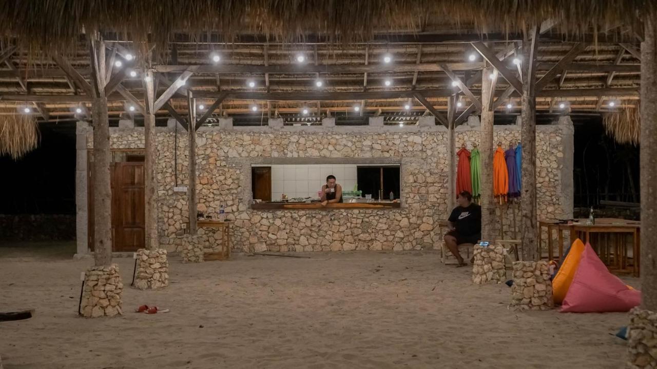 Costa Beach Resort & Club Ваингапу Экстерьер фото